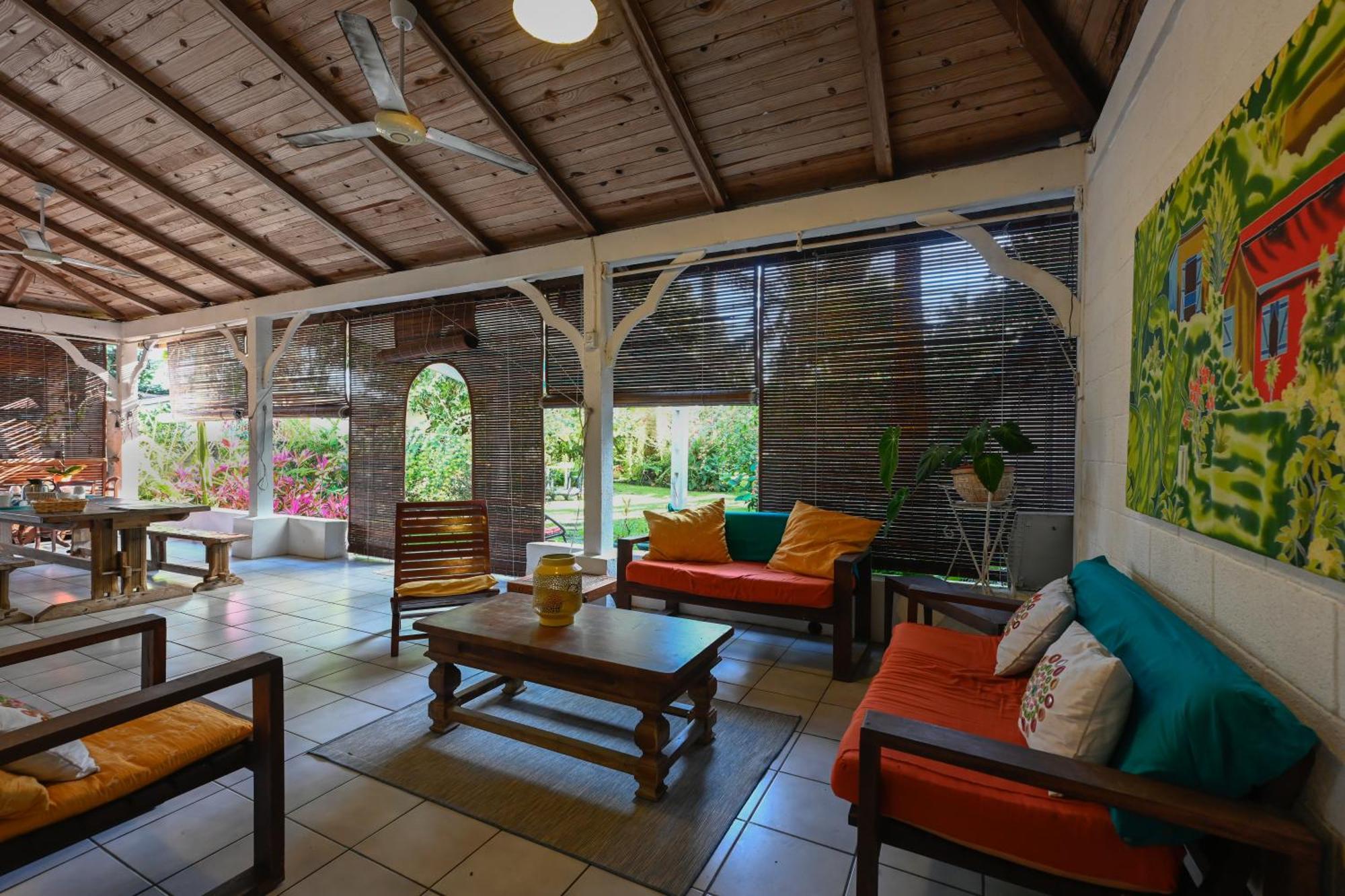 Bed and Breakfast Le Medinilla Bras-Panon Екстер'єр фото