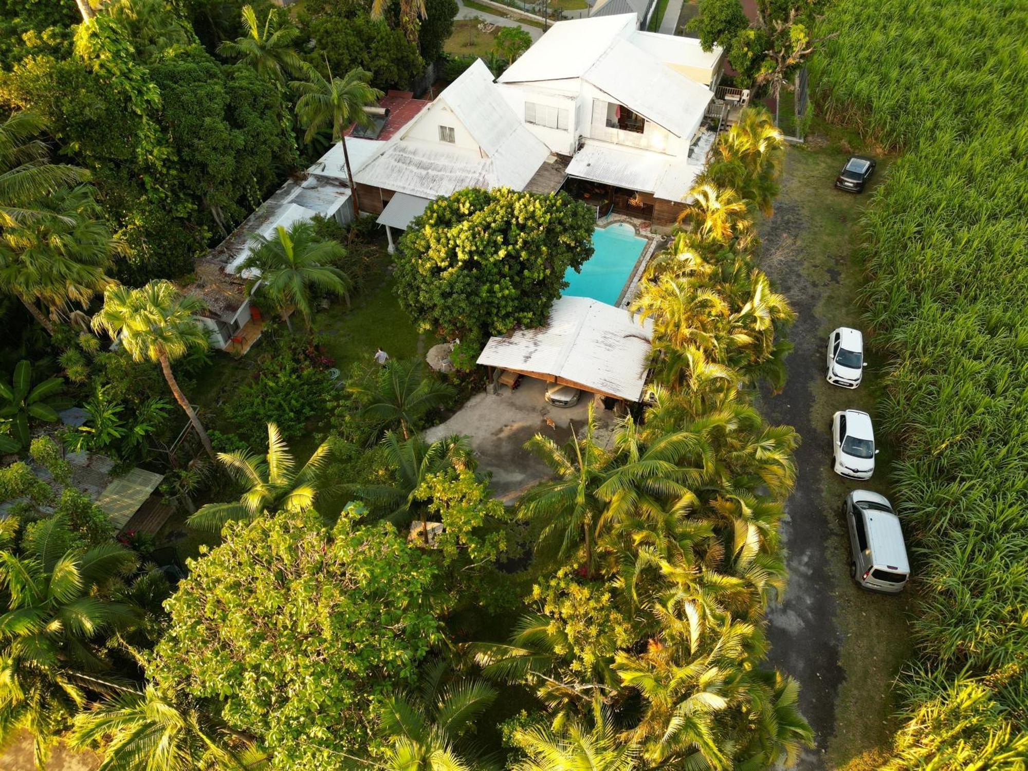 Bed and Breakfast Le Medinilla Bras-Panon Екстер'єр фото